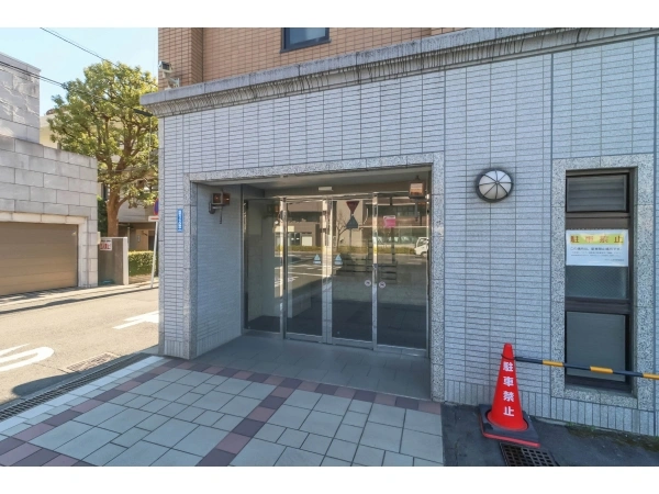プライム本牧 エントランス