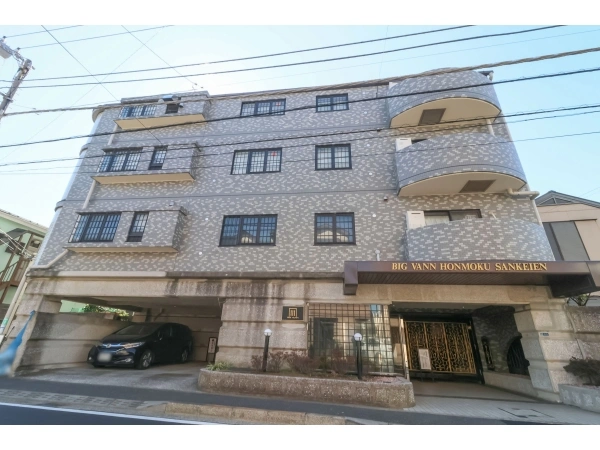 ビッグヴァン本牧三渓園 外観