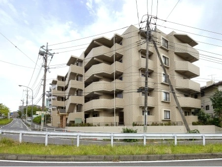 サングレイス東戸塚六番館 