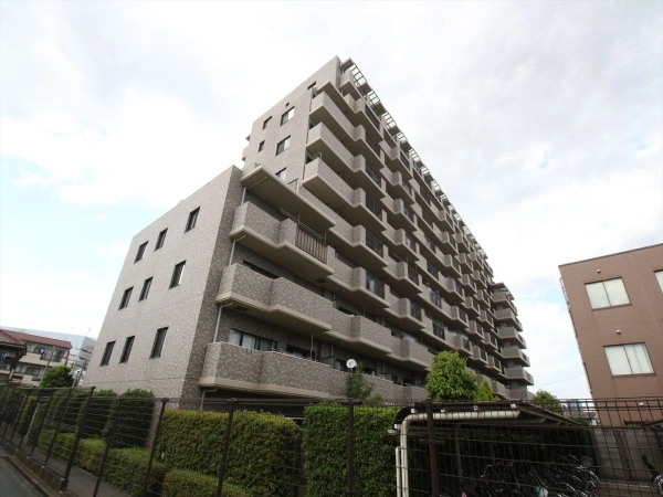 ソフィア所沢・輝きの邸園 外観