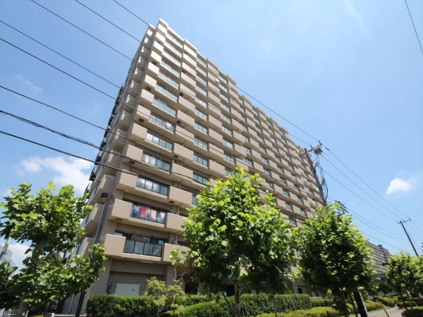 ローヤルシティ鴨居・五番館 外観