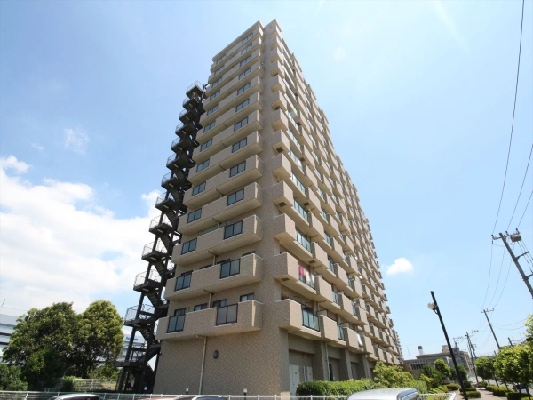 ローヤルシティ鴨居・五番館 外観