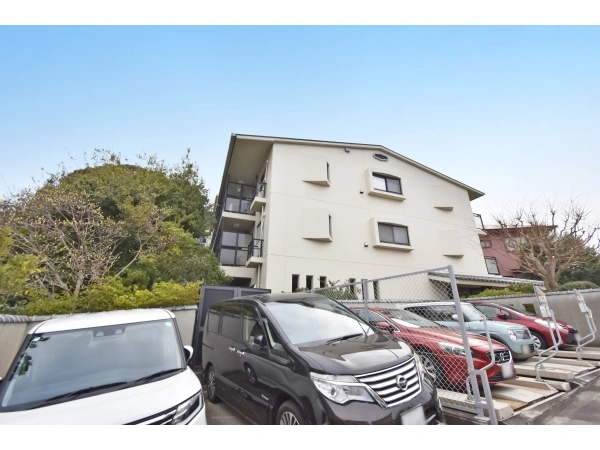 ヒルズ鎌倉玉縄 駐車場