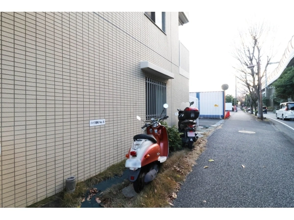 サンクレイドル茅ヶ崎 バイク置場