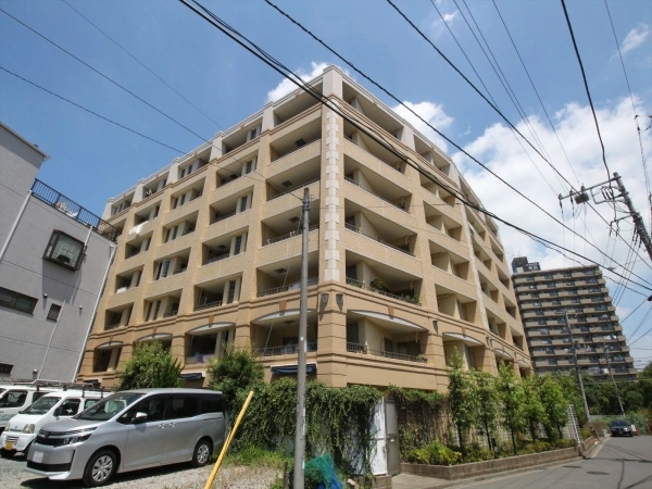 日神グランシティ鴨居駅前 外観