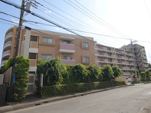 ライオンズグローベル相模大塚駅前 外観