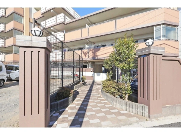 サンクレイドル新川崎 アプローチ