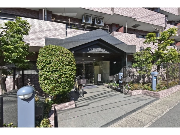 クレッセント溝の口 エントランス
