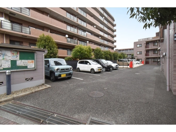 ヴァンハウス古淵2 駐車場