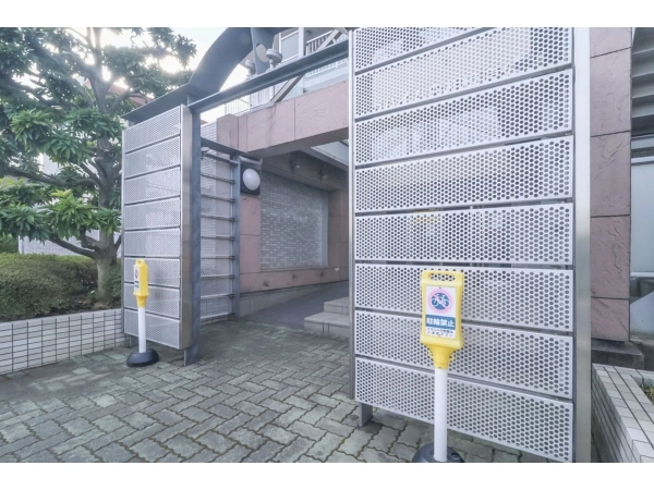 スガハイム8相模原公園 エントランス