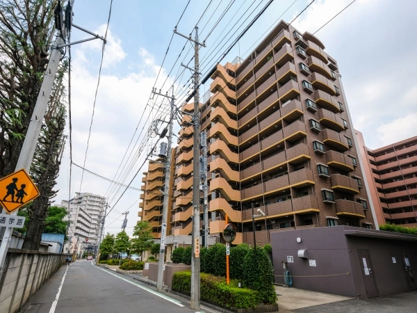 グランシャトレ玉川上水 外観