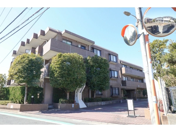 藤和鵠沼海岸ホームズ 外観