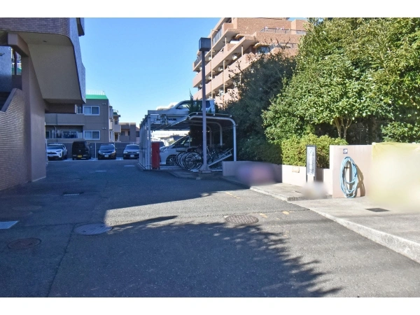 日神パレステージ湘南台 駐輪場