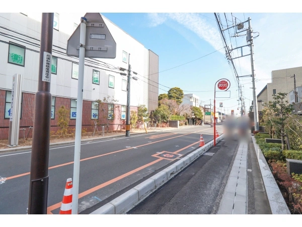 グローリオレジデンス浦和元町 前面道路