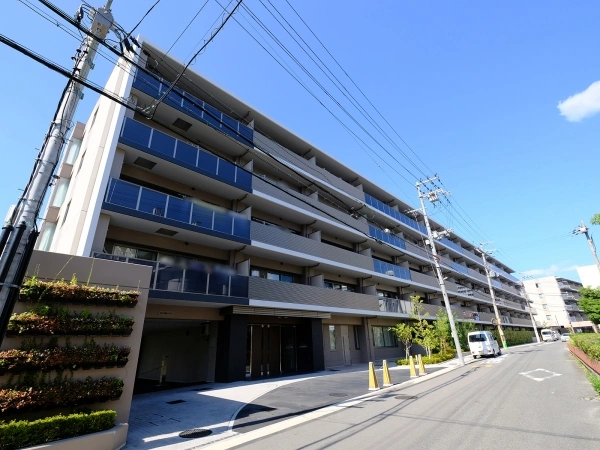 ウエリス吹田山手町 外観