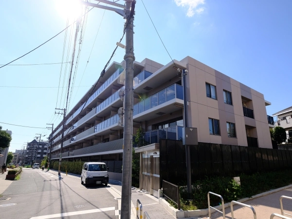 ウエリス吹田山手町 外観