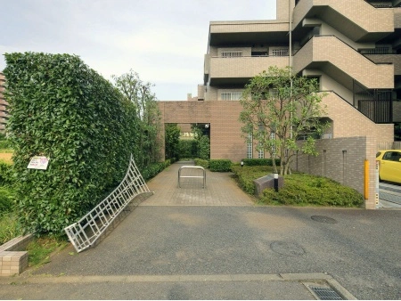 サーパス南町田 アプローチ