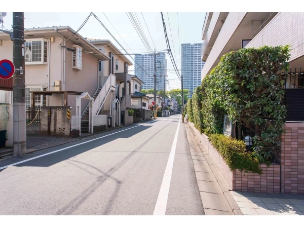 ライオンズマンション大宮浅間町 前面道路