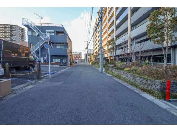 デュオヒルズ東川口 前面道路