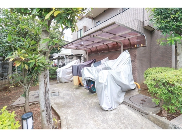 グリーンコーポ中浦和 バイク置場