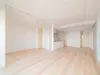 【埼玉県/さいたま市浦和区高砂】URAWA THE TOWER LDK：約18.6帖 床暖房
（左側）洋室