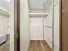 【東京都/港区赤坂】パークコート赤坂檜町ザタワー 洋室：ウォークインクローゼット
家具調度品は価格に含まれません