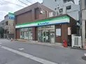 【東京都/世田谷区上馬3丁目】シティタワー駒沢大学ステーションコート タワー棟 ファミリーマート 駒沢大学駅前店(現地より約20m)