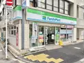 【東京都/千代田区神田和泉町】ルネ神田和泉町 ファミリーマート神田和泉町店(現地より約30m):