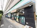 【東京都/世田谷区代田4丁目】デュオステージ下北沢 ファミリーマート 新代田駅前店(現地より約99m):