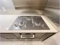 【東京都/港区麻布台3丁目】アトラス麻布台 キッチン:三口コンロ