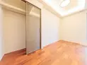 【東京都/港区六本木3丁目】ロイヤルシーズン六本木 洋室:約5.8帖