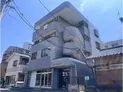 【千葉県/船橋市本中山7丁目】船橋市本中山7丁目 一棟マンション 外観:写真中央の建物(4階建)