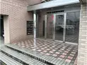 【埼玉県/久喜市久喜東5丁目】久喜市久喜東5丁目 一棟マンション エントランス