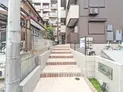 【千葉県/千葉市花見川区南花園2丁目】千葉市花見川区南花園2丁目 一棟マンション アプローチ