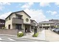 【神奈川県/川崎市高津区北見方2丁目】川崎市高津区北見方2丁目 一棟アパート 外観:左側4棟、奥の物件が対象物件
