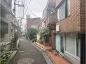 【東京都/新宿区神楽坂6丁目】新宿区神楽坂6丁目 店舗付住宅(一棟) 前面道路
