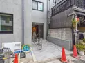 【東京都/板橋区南常盤台1丁目】板橋区南常盤台1丁目 一棟マンション アプローチ