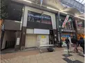 【大阪府/大阪市北区天神橋4丁目】大阪市北区天神橋4丁目 一棟ビル 外観:商店街沿いの入り口