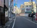 【東京都/世田谷区北沢2丁目】世田谷区北沢2丁目 一棟ビル 前面道路:南側から北向きに撮影