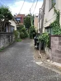【東京都/世田谷区上北沢5丁目】世田谷区上北沢5丁目 一棟アパート 北西側道路