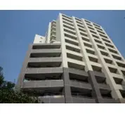 D’クラディアイヴァン初台