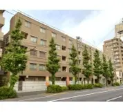 プラハ川崎本町通り