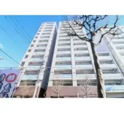 カウンテスコート