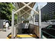 大江戸線・南北線「麻布十番」駅