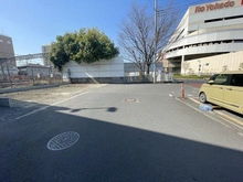 【埼玉県/川口市幸町】川口市幸町3丁目 前面道路含む外観