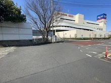 【埼玉県/川口市幸町】川口市幸町3丁目 前面道路含む外観