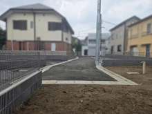 【東京都/目黒区東が丘】目黒区東が丘一丁目A区画 4区画全景※B区画敷地内から撮影(2025年8月撮影)