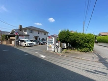 【東京都/町田市つくし野】東京都町田市つくし野1丁目 前面道路含む外観