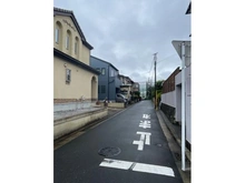 【神奈川県/横浜市南区六ツ川】神奈川県横浜市南区六ツ川3丁目 前面道路含む外観