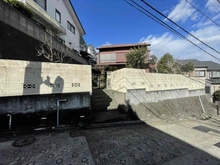 【神奈川県/横浜市南区永田東】横浜市南区永田東2丁目　土地 現地（古家あり）